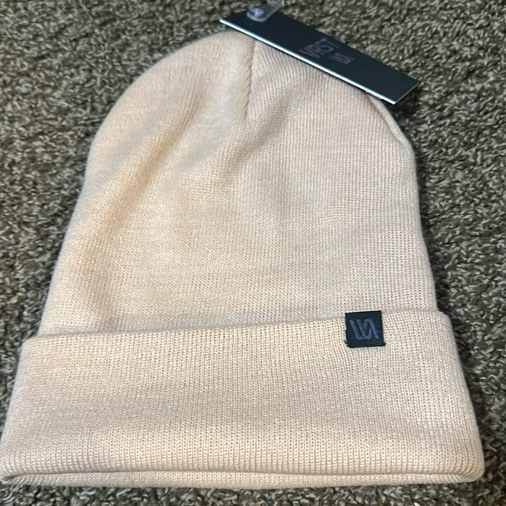 VRST Men's Lifestyle Beanie: LIGHT PINK: NEW WITH TAGS